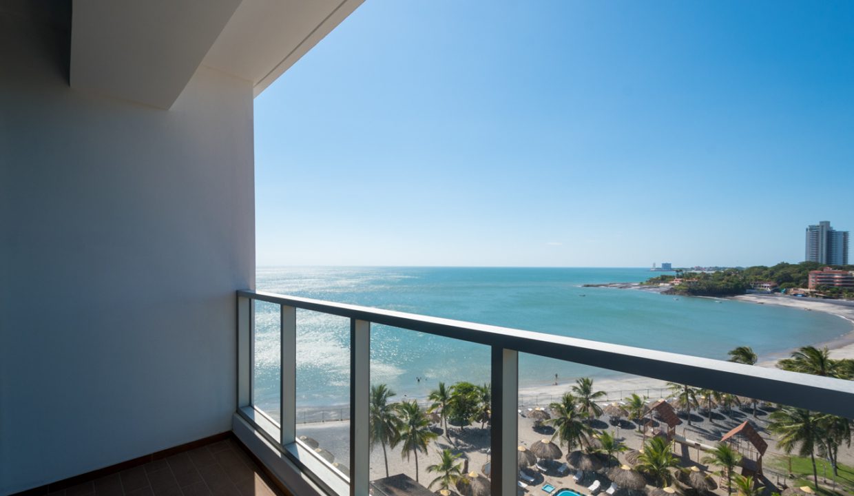 Oceanfront apartment for sale