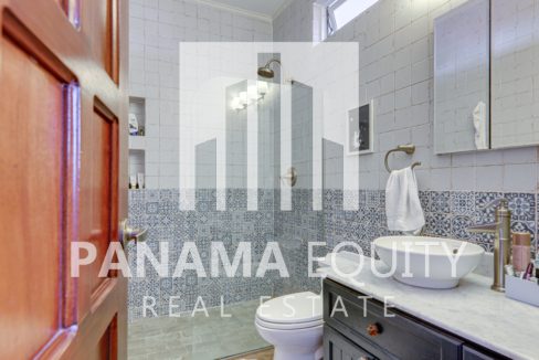 Single-family 3-Bedroom home for sale in Altos del Golf Panama (13)