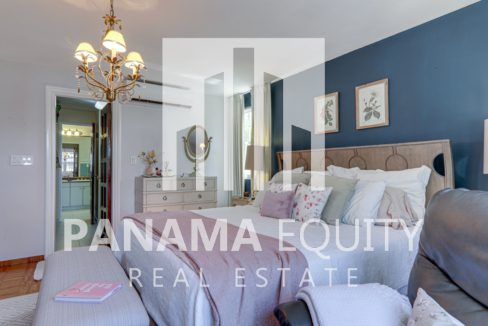 Single-family 3-Bedroom home for sale in Altos del Golf Panama (19)