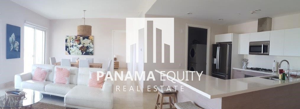 Ocean View Villa – Luxury Condo in Buenaventura