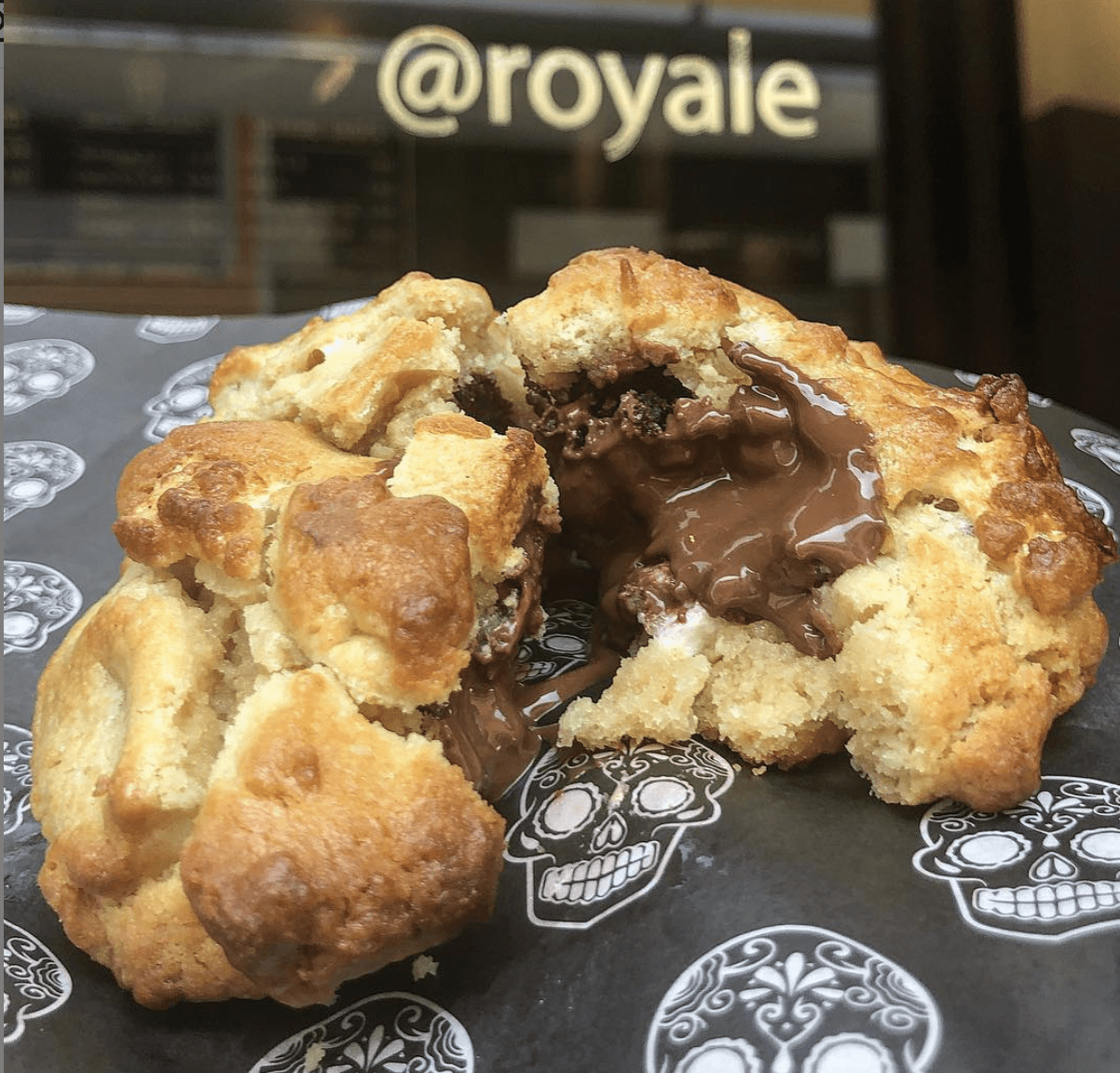 Royale Cookie Bar Panama Chocolate Chip Cookie