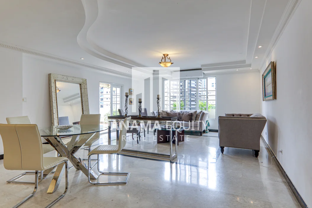 Spacious and Elegant Condo For Sale in the Heart of Panama City