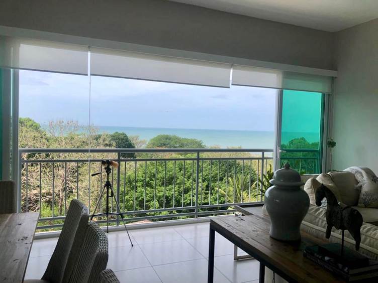 Outstanding 4 Bedroom Panama Condo Steps From The Ocean