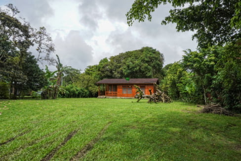 Wooden House For Sale in El Valle