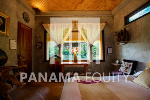 Picturesque House For Sale in Altos, Panama-2