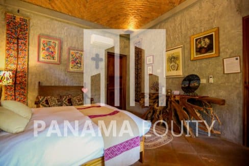 Picturesque House For Sale in Altos, Panama-3