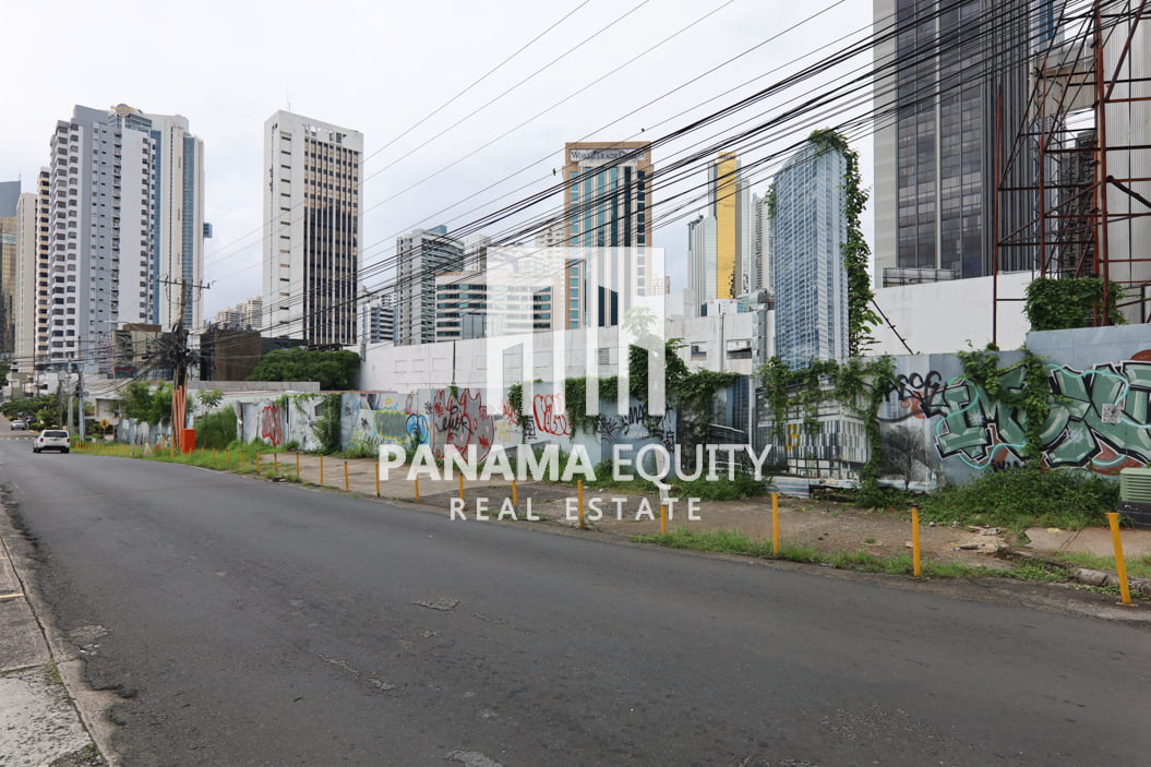Commercial Lot For Sale in 50th Street Marbella Panama (1)