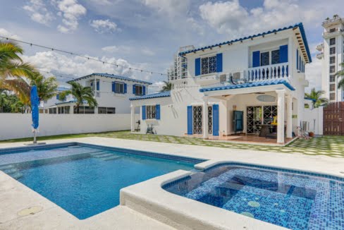 Playa Blanca Resort Panama Rio Hato villa for sale