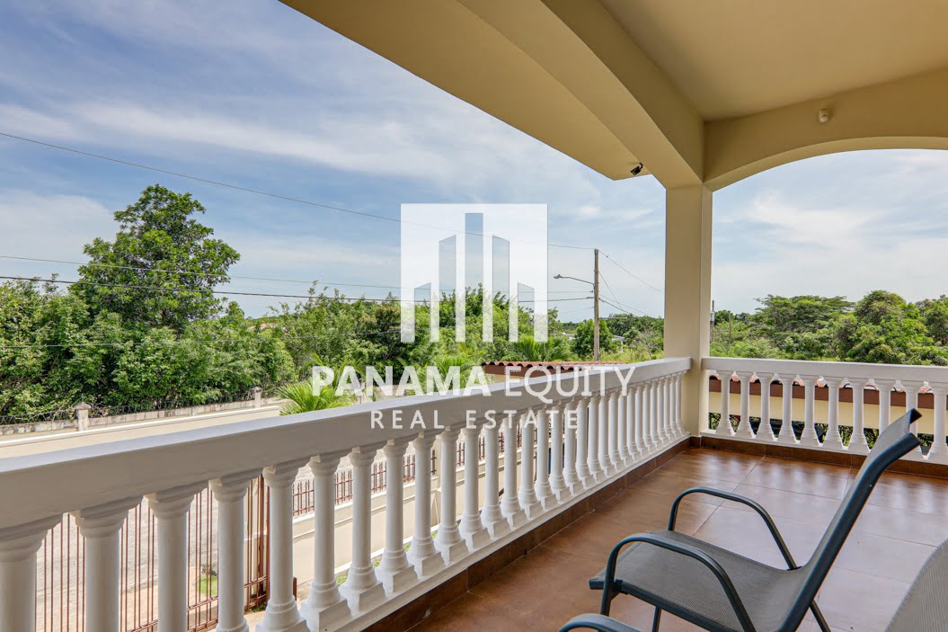 Panama Santa Clara villa for sale