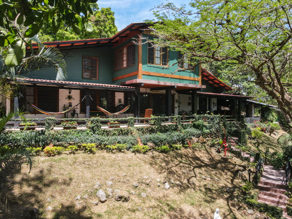 Villa Eden Panama El Valle home for sale and rent